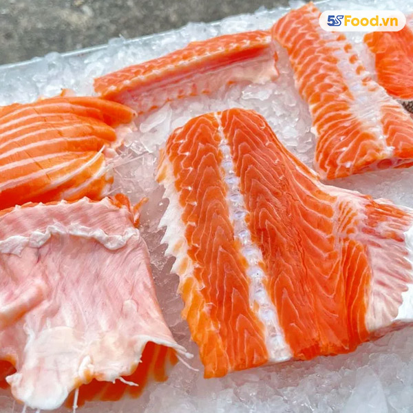 Xương cá hồi Na Uy